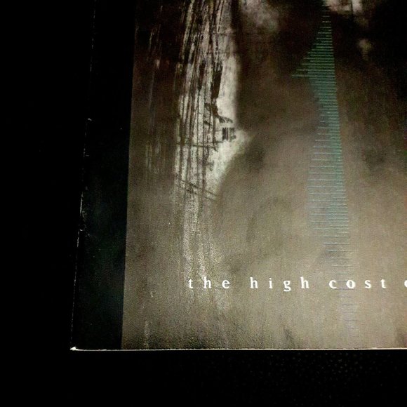 DC Vertigo Comics Death: The High Cost of Living #3 May 1993 Book Collector - Picture 4 of 6